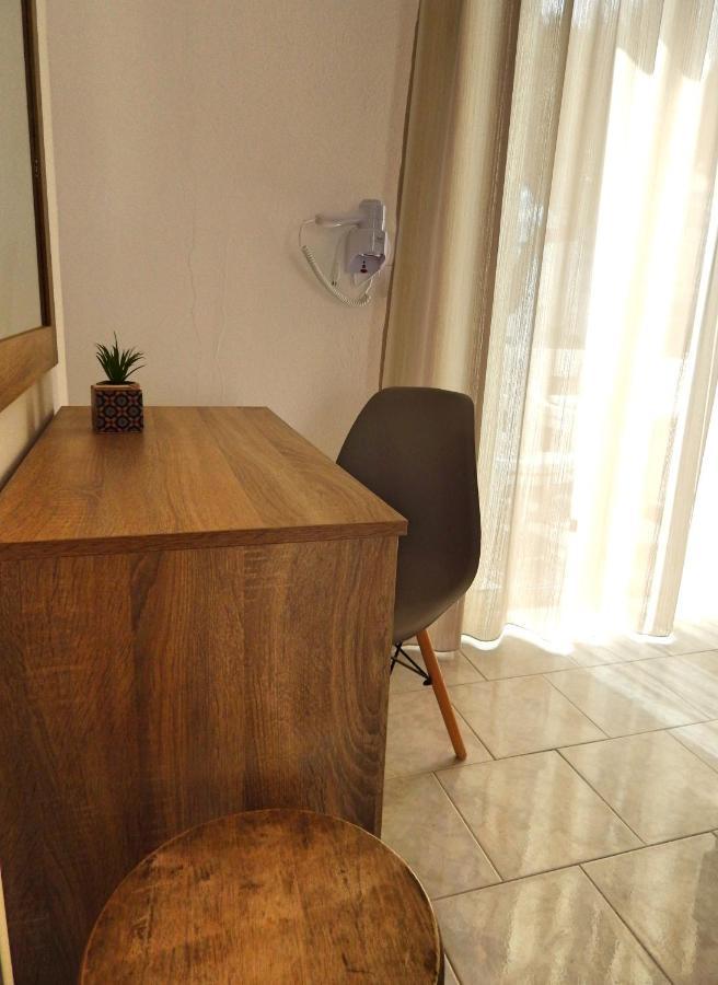 Politis Studios Kéfalos Buitenkant foto